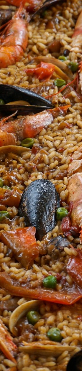 une paella fait edans le vaucluse